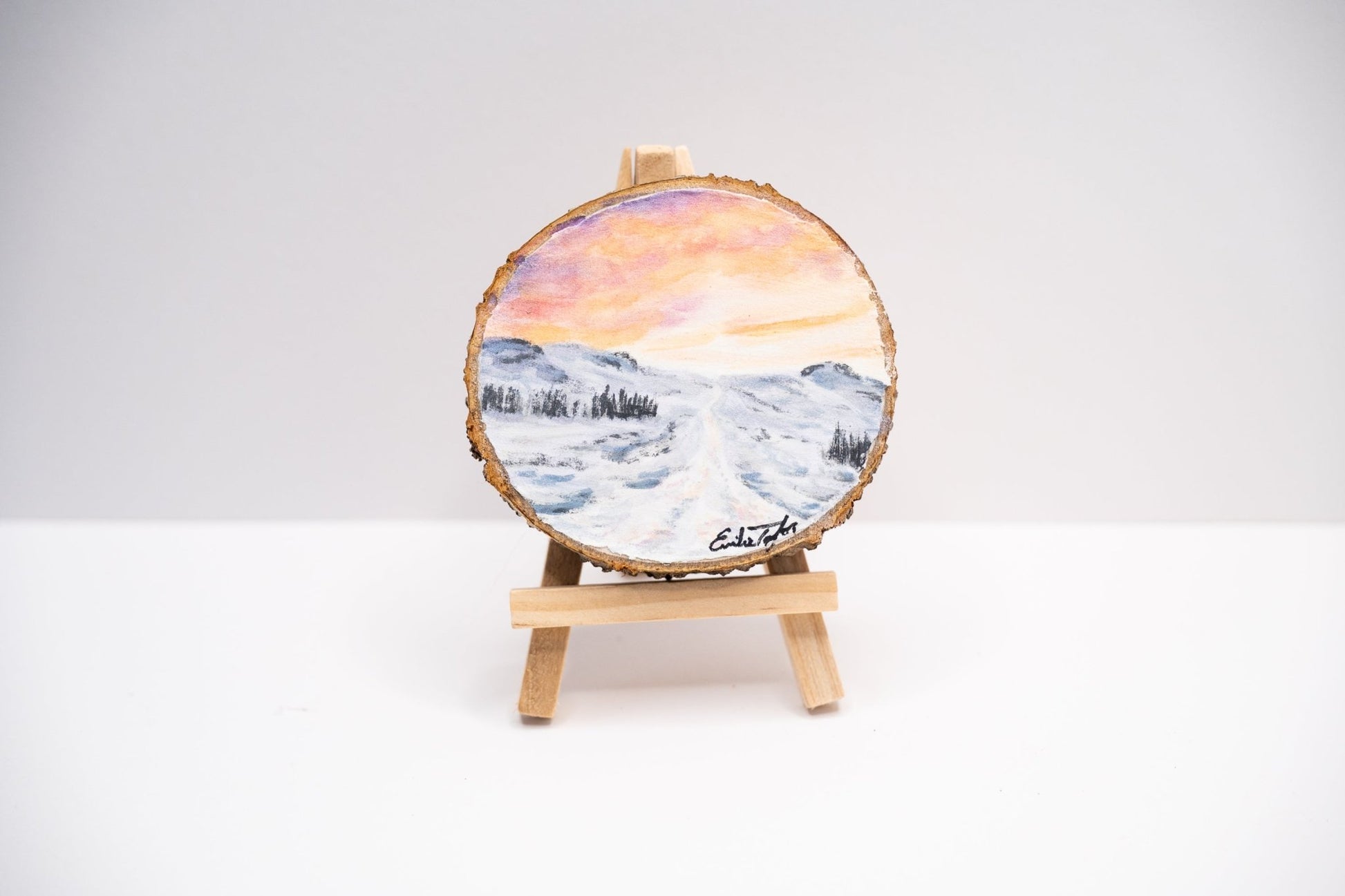 z2024 Winter Set Aglow Emilie Taylor Art